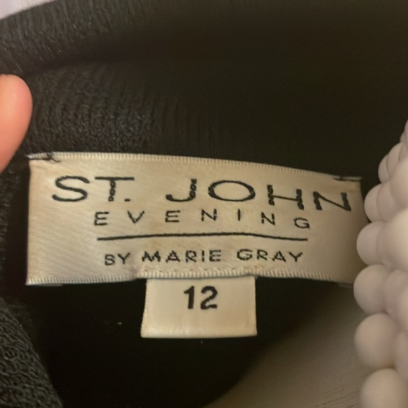St.John Evening By Marie Gray skirt suit. - Picture 12 of 12